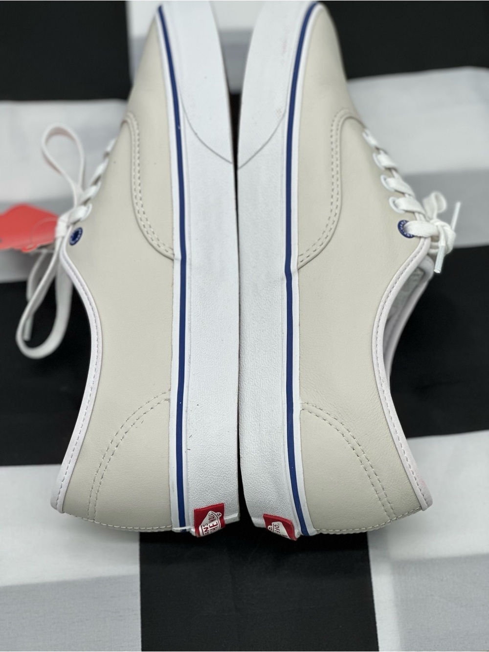 Vans Low-Top Sneakers in Off-White with Navy Trim - Picture 6 of 11